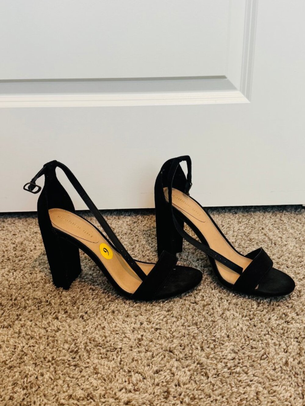 Madden Girl Black Ankle Strap Block Heel Sandals Size 9